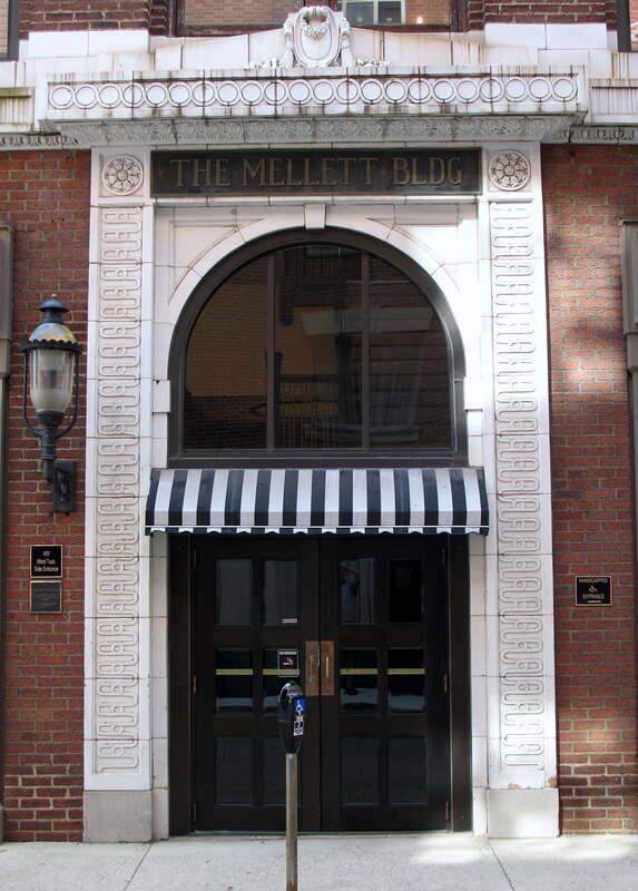w:National Register of Historic Places listings in Stark County, Ohio Mellett-Canton Daily News Building, 401 W. Tuscarawas St., Canton, Ohio 






This is an image of a place or building that is listed on the National Register of Historic Places in