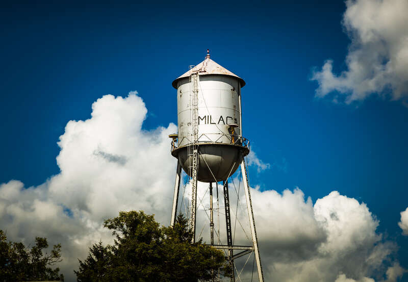 The water tower of Milaca, Minnesota, as seen from Central Avenue.