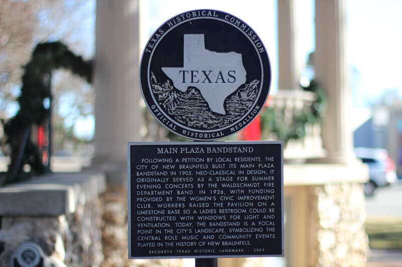 New Braunfels Main Plaza Park