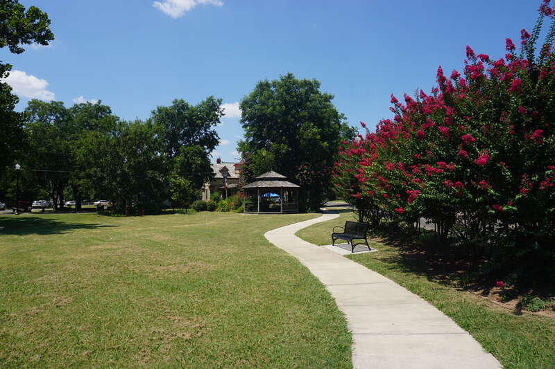 Ruth Updegraff Park in Norman, Oklahoma (United States).