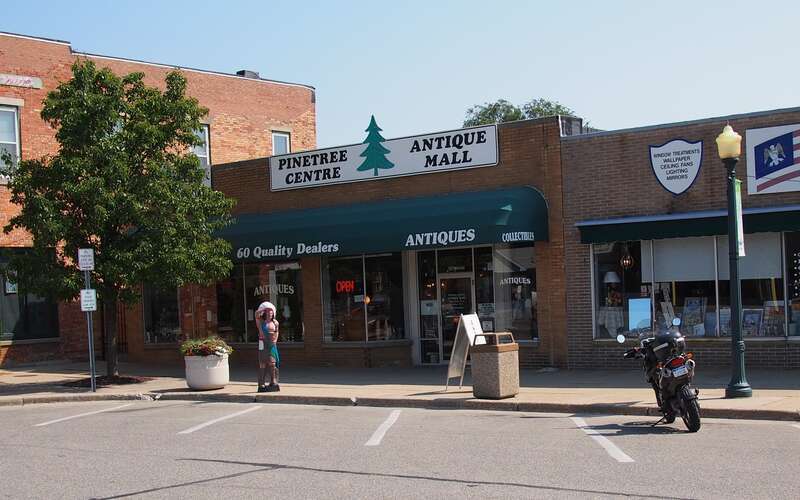 Pinetree Center Antique Mall