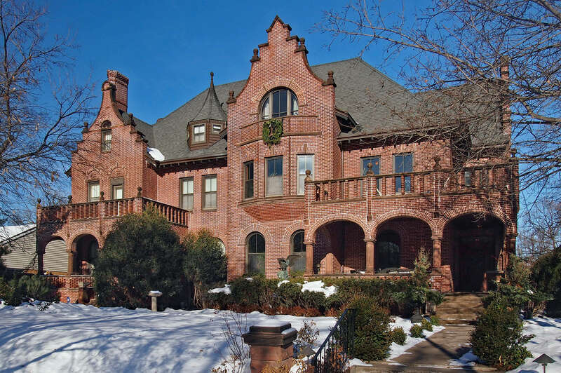 Pierce &amp;amp; Walter Butler House, St Paul, Minnesota, USA 





This is an image of a place or building that is listed on the National Register of Historic Places in the United States of America. Its reference number is 82004625.