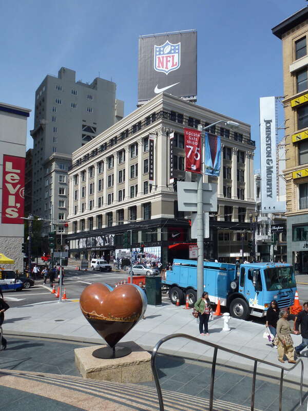 &quot;I love (heart)&quot; Union square  San Francisco, California, USA