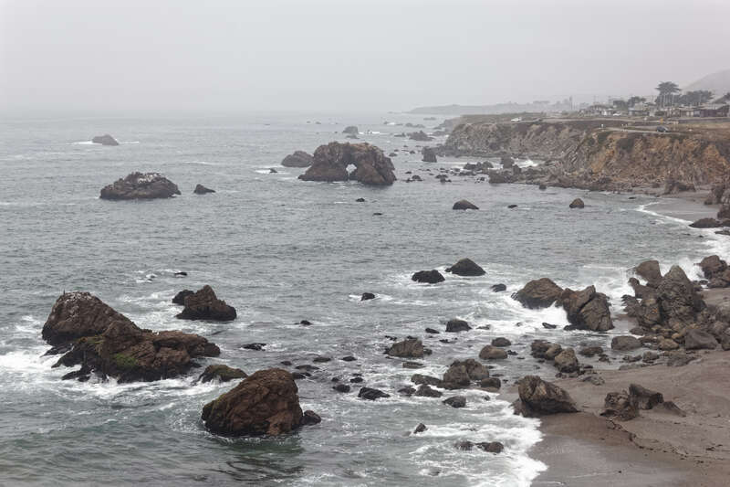 Sonoma Coast State Park, Arched Rock Beach, view from parking lot