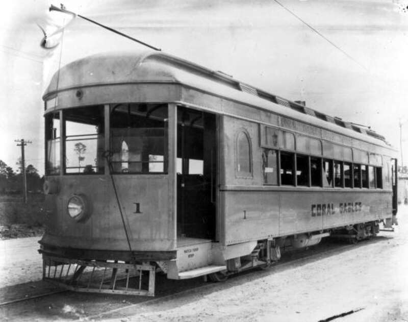 Persistent URL: floridamemory.com/items/show/2037
Local call number: PR02114
Title: Streetcar in Coral Gables, Florida 
Date: ca. 1920
Physical descrip: 1 photoprint - b&amp;amp;w - 10 x 8 in.
Series Title: Print Collections
Repository:  State  Library