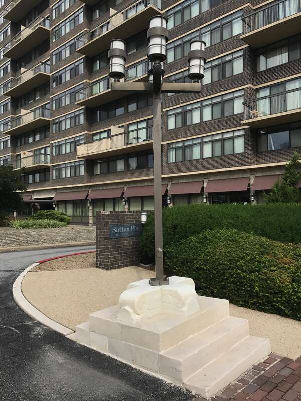 Photograph by Eli Pousson, 2017 July 27.