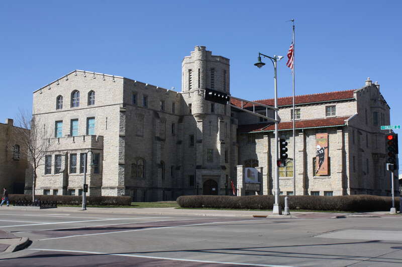 This   file was uploaded  with Commonist.