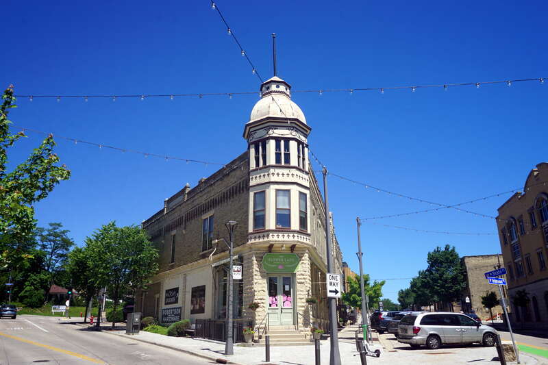 The Dittmar Building (including The Flower Lady) in Wauwatosa, Wisconsin (United States).