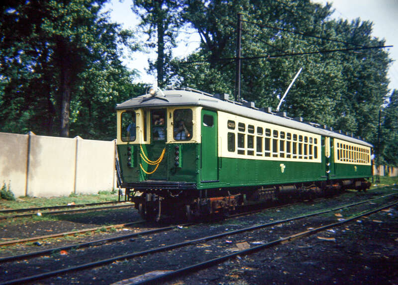 19660626 01 CTA 4269 @ Irving Park Rd. The old Buena Yard.