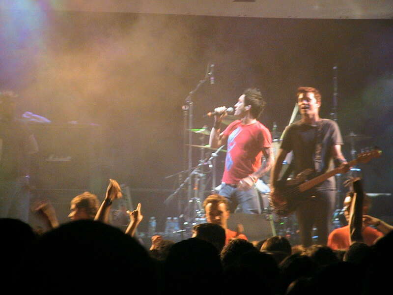 Lit performing at Penn State's &quot;Movin' On&quot; concert series overnight from 10-11 July 2004.