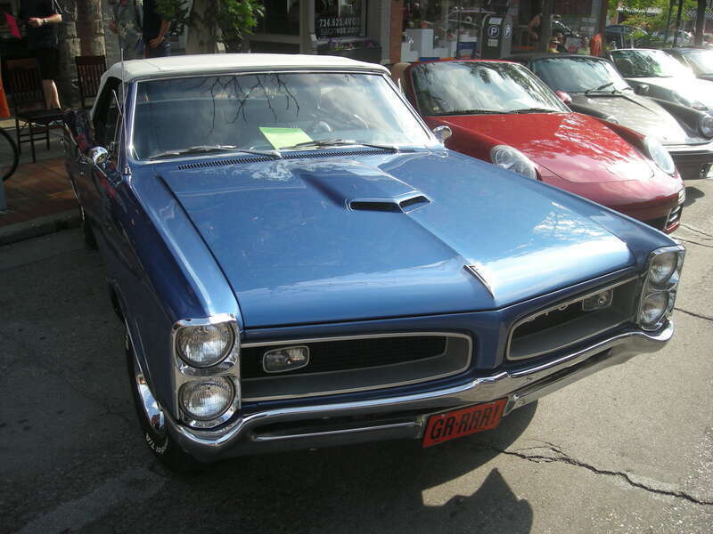 A 1966 Pontiac GTO at the 2014 Rolling Sculpture Car Show in Ann Arbor, Michigan (United States).