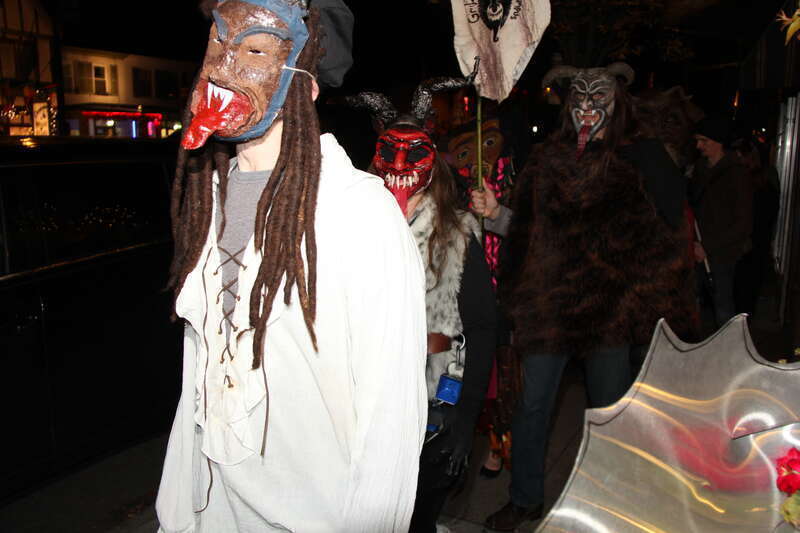 St Nicholas says behave, or else!

www.facebook.com/RVAkrampus