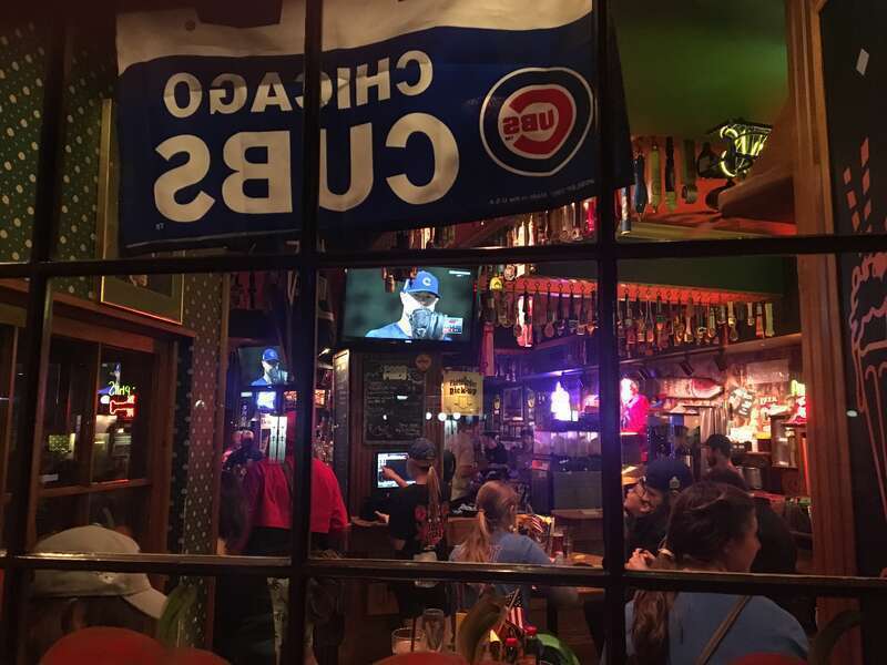 20161102 03 Poor Phils during Game 7