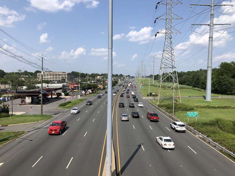 View north along U.S. Route 1 from the overpass for Menlo Park Drive in Edison Township, Middlesex County, New Jersey