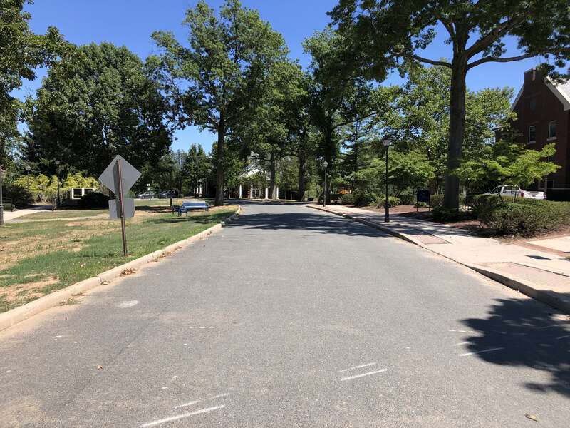 View southeast along D Street at E Street on the campus of the College of New Jersey in Ewing Township, Mercer County, New Jersey