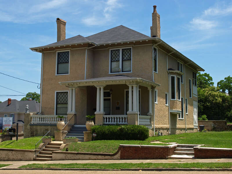 431 South Court Street, part of the Perry Street Historic District in Montgomery, Alabama