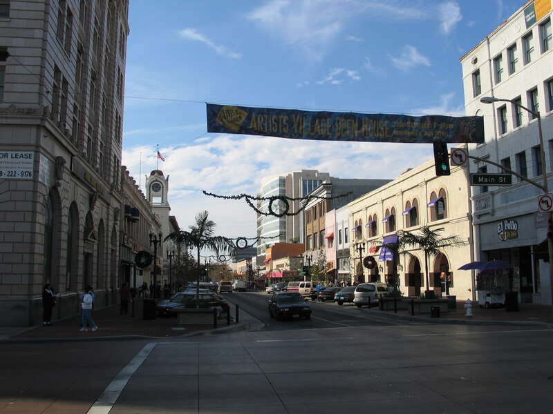 Photo by Chris Jepsen.

All future uses of this photo should include a credit line.