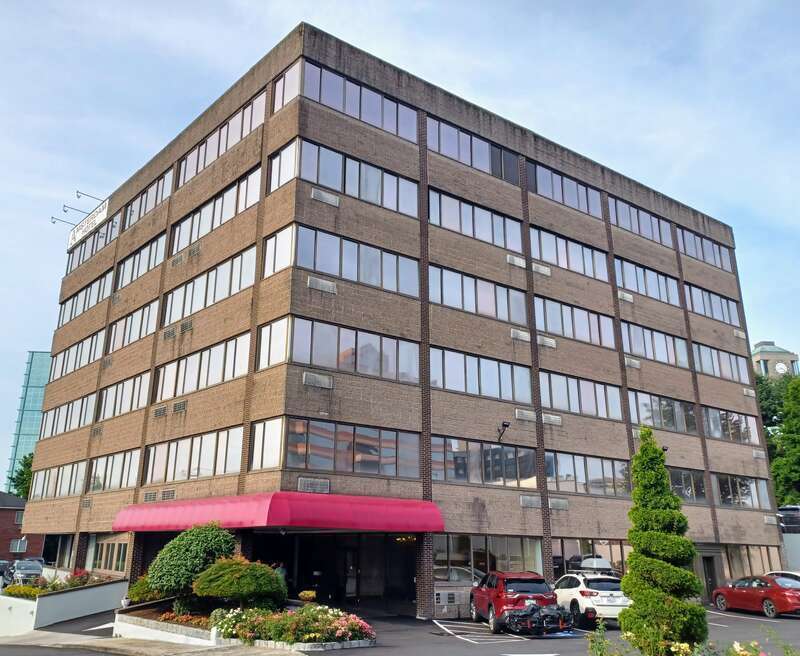 Amsterdam Hotel, Stamford, CT, NE corner