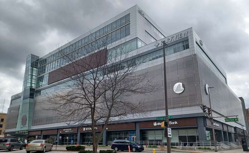 Ash Skyline Plaza, east side, Fort Wayne, IN