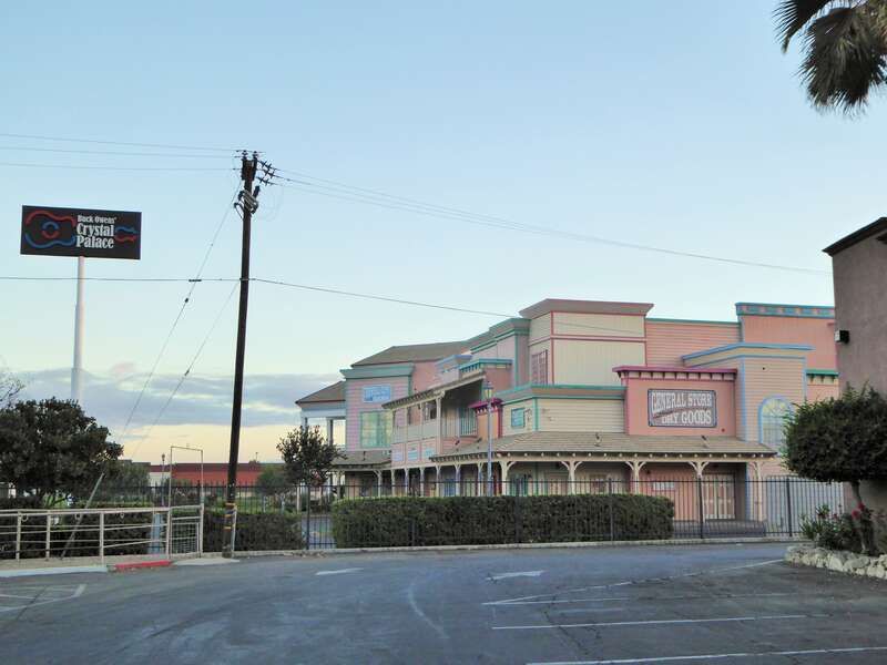 Exterior Buck Owens Crystal Palace Front