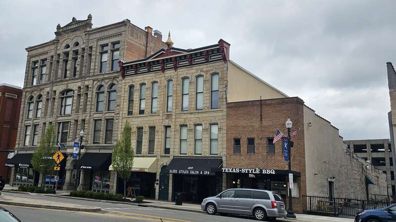 Buildings in downtown Findlay, Ohio