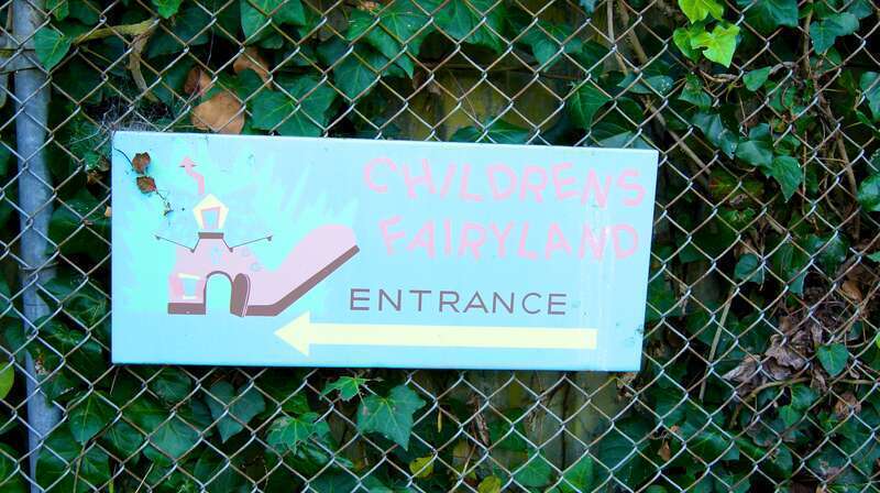 Childrens Fairlyand Oakland was one of the first storybook parks, and inspired Walt Disney in the creation of Disney Theme parks, see www.fairyland.org/about_fairyland/fairyland_history.htm