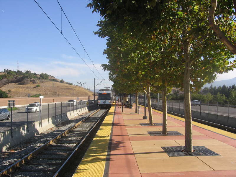 The Curtner (VTA) light rail station in San José, California, USA.