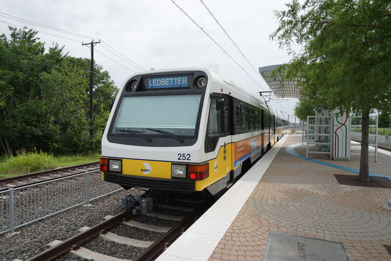 A DART Light Rail Blue Line train at Downtown Rowlett Station in Rowlett, Texas (United States).