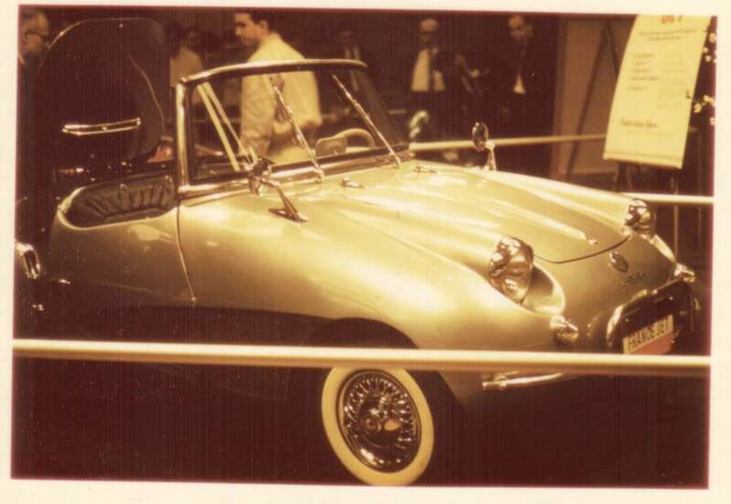 1960 New York Auto Show.  France Jet Motors had offices at 79 Pine St in the financial district.  There was little interest in this car from the show, so a larger prototype was built, but production never happened.
