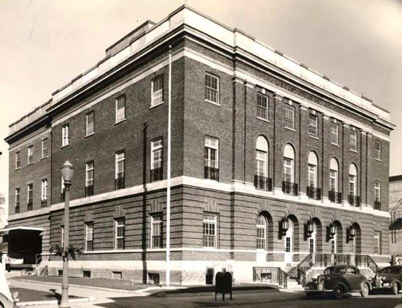 James A. Redden Federal Courthouse in Medford, Oregon, USA. (formerly U.S. Post Office and Courthouse)