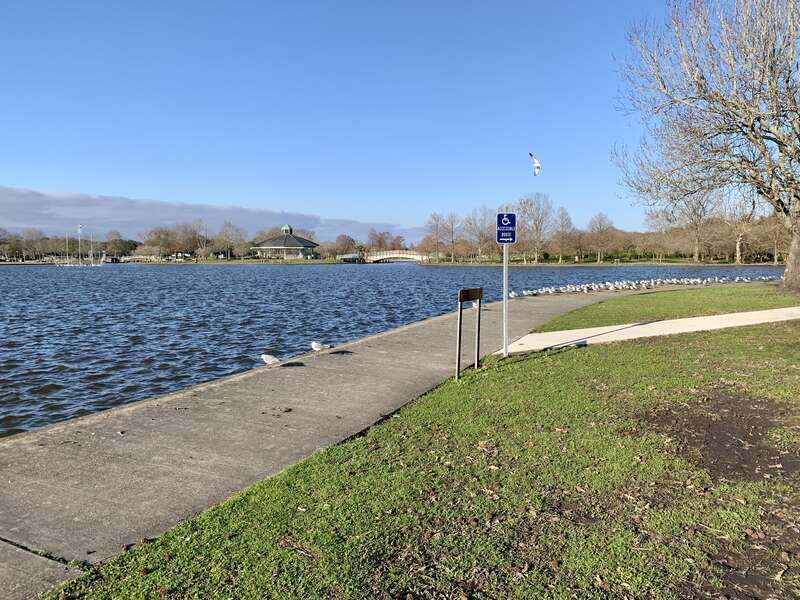 Lafreniere Park lake, Metairie, Louisiana - 9.83