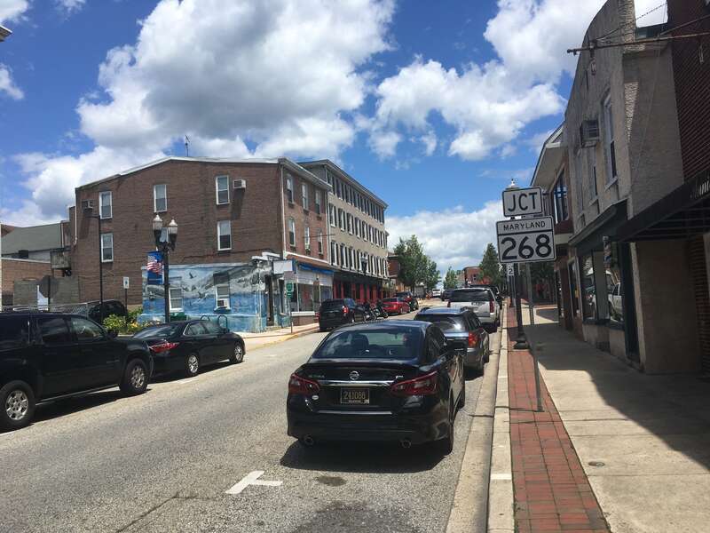 Eastbound Main Street approaching the intersection with the southern terminus of Maryland Route 268 (North Street) in Elkton, Maryland