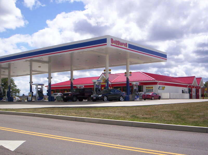 Marathon BellStores / Subway