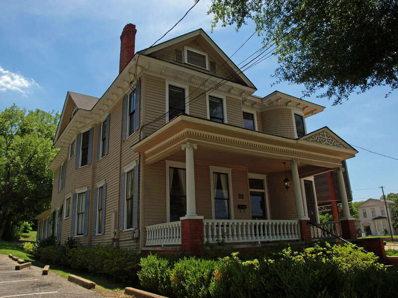 The McLendon-Smith House at 22 Scott Street, part of the Perry Street Historic District in Montgomery, Alabama.
