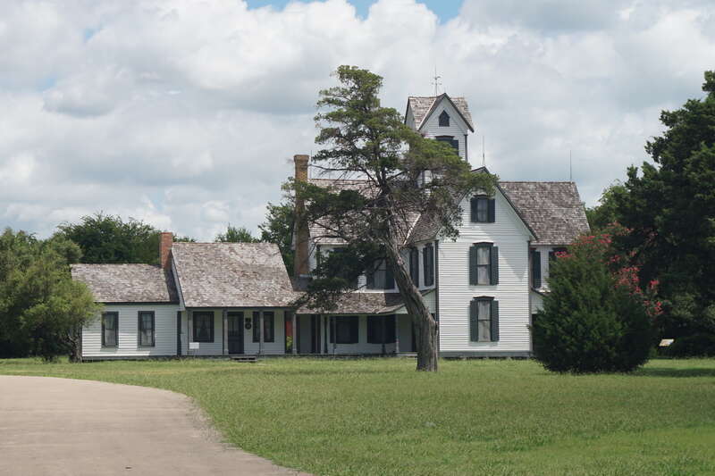 The Stephen Decatur Lawrence Farmstead in Mesquite, Texas (United States).