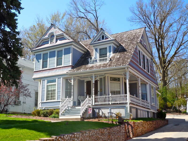 House in Park/Glen Avenues Historic District on the NRHP since April 7, 2010. At 101-508 Glen Ave., 102-471 Park Ave., 209 &amp;amp; 301 W. Pierce, &amp;amp; 524 &amp;amp; 600 Huntington, Council Bluffs, Iowa