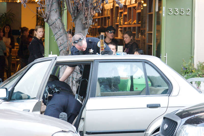San Francisco police searching a car in Crow Hollow, San Francisco, in 2008