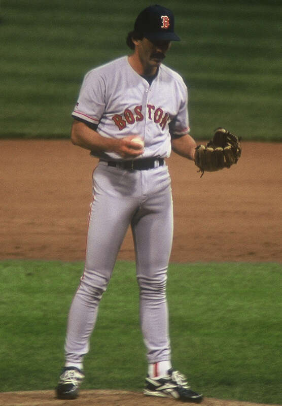 Dennis Eckersley on the mound at Tiger Stadium on April 21, 1998