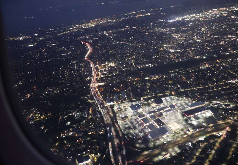 View of New York from the air in a Delta Connection Mitsubishi CRJ-900.