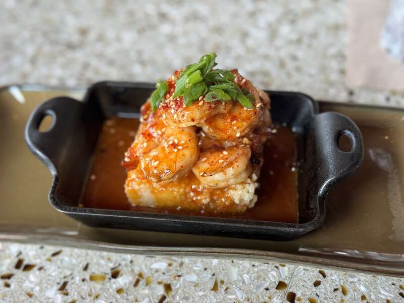 Skillet shrimp at Jackson's Bar and Oven, Santa Rosa, Calfiornia
(shrimp, crispy rice, scallions and honey ginger chili butter)