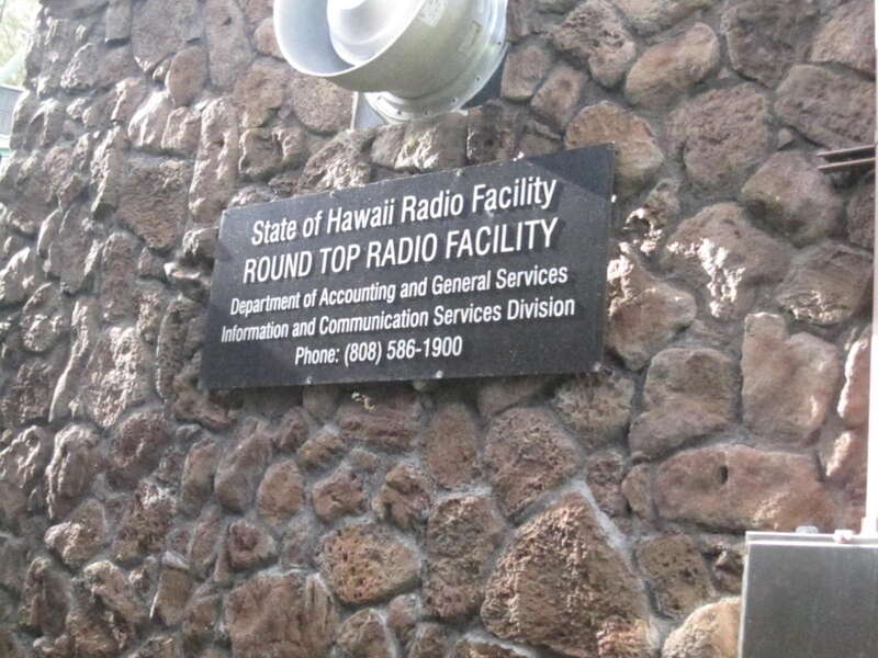 The transmitter site on Puʻu Ohiʻa (Tantalus)