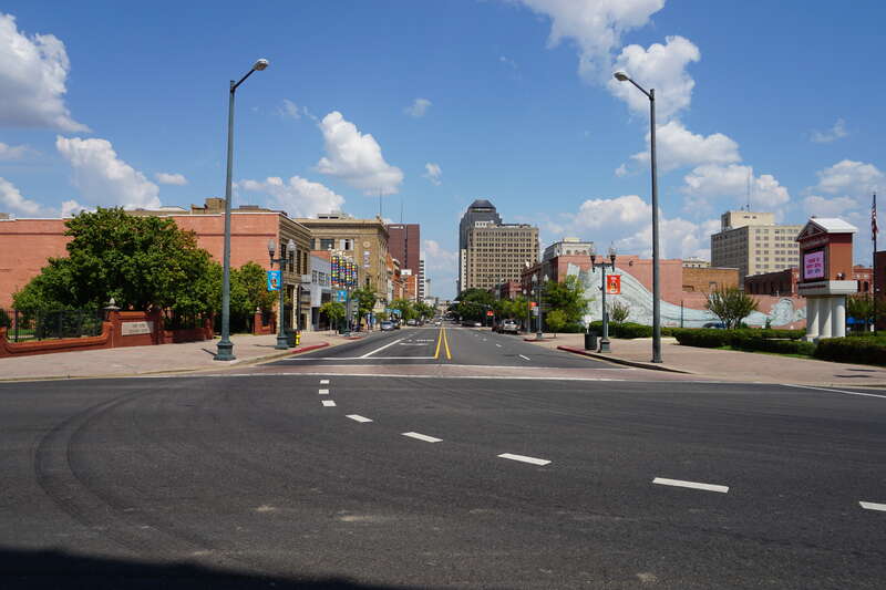 Texas Street in Shreveport, Louisiana (United States).