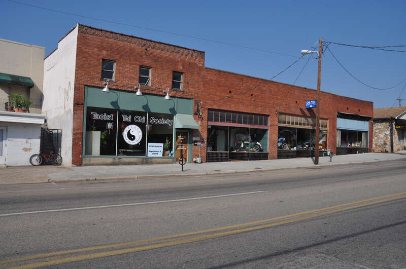 Happy Holler Historic District, 1200-1209, 1211 N, Central St., 103,105 E. Anderson