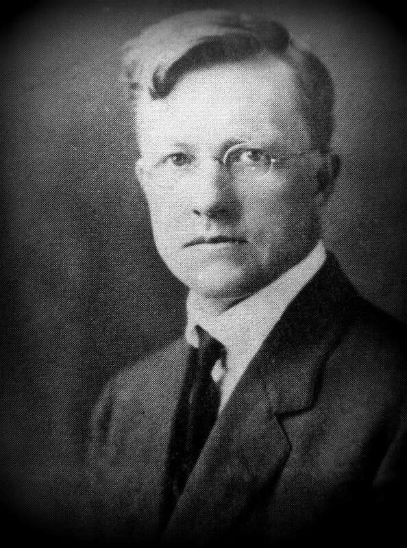 Photo of Peter Julius Rosendahl as it appeared in booklet Selections from Han Ola og Han Per published in 1980 by the Ye Olde Opera House, Inc. of Spring Grove Minnesota.