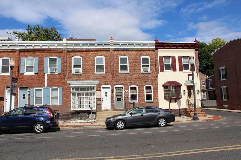 This   file was uploaded  with Commonist.