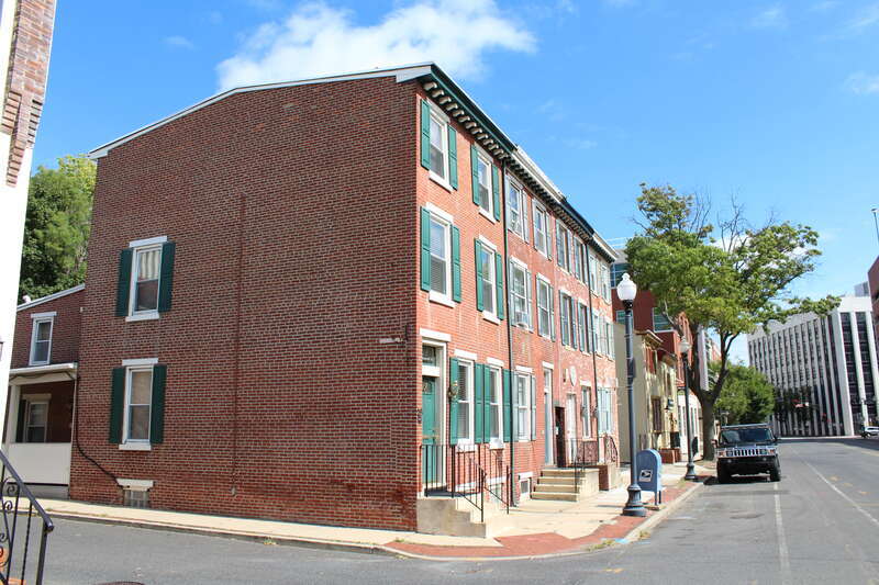 This   file was uploaded  with Commonist.