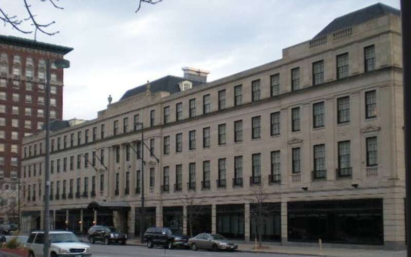 aquila court building, omaha ne