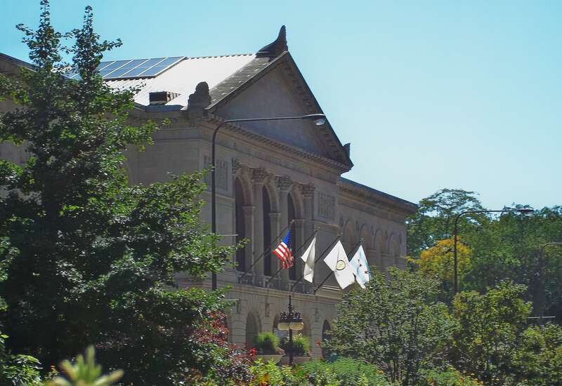 Art Institute of Chicago Maim Building from across Michigan Avenue from the North