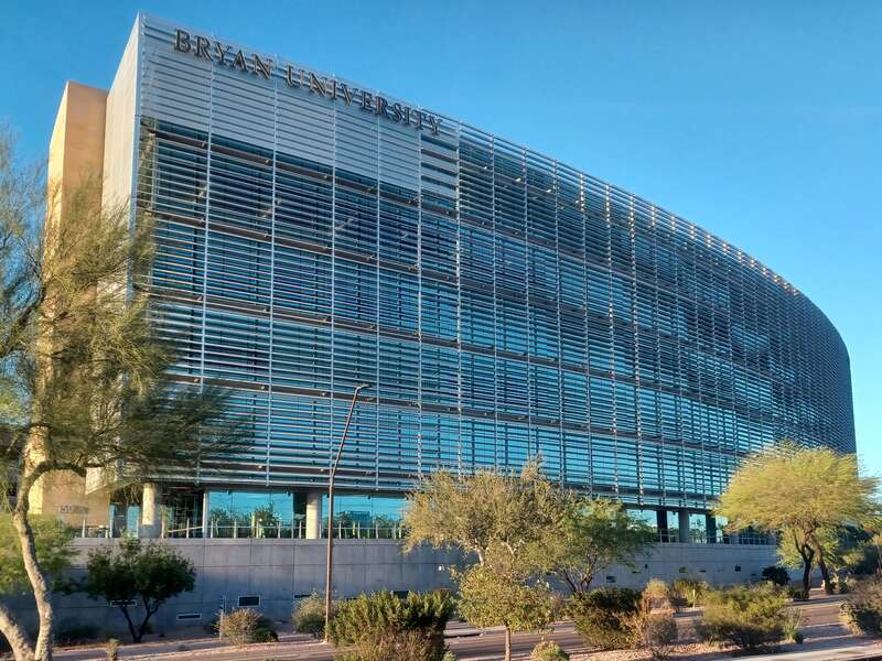 Bryan University, Papago Gateway Center