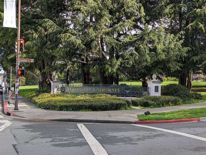Oxford Circle, western entrance to the Berkeley campus
